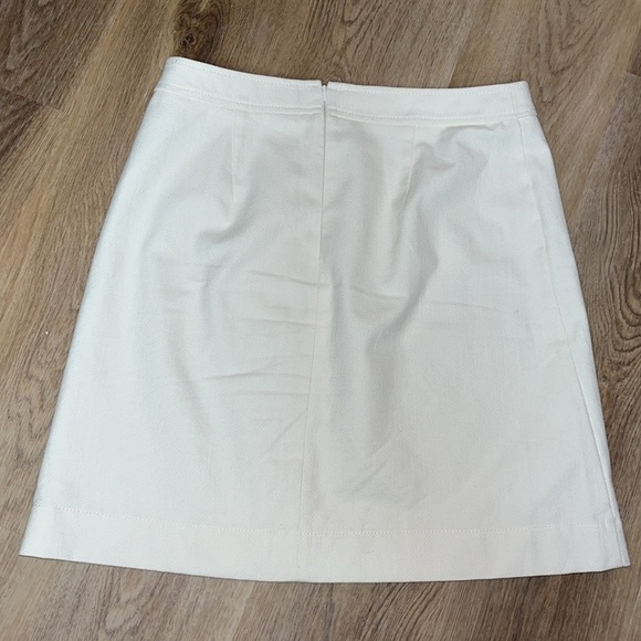 Gorgeous Cream Off White Ann Taylor Buttoned A-Line Weave Zip Back Skirt Size 8 - Picture 7 of 9